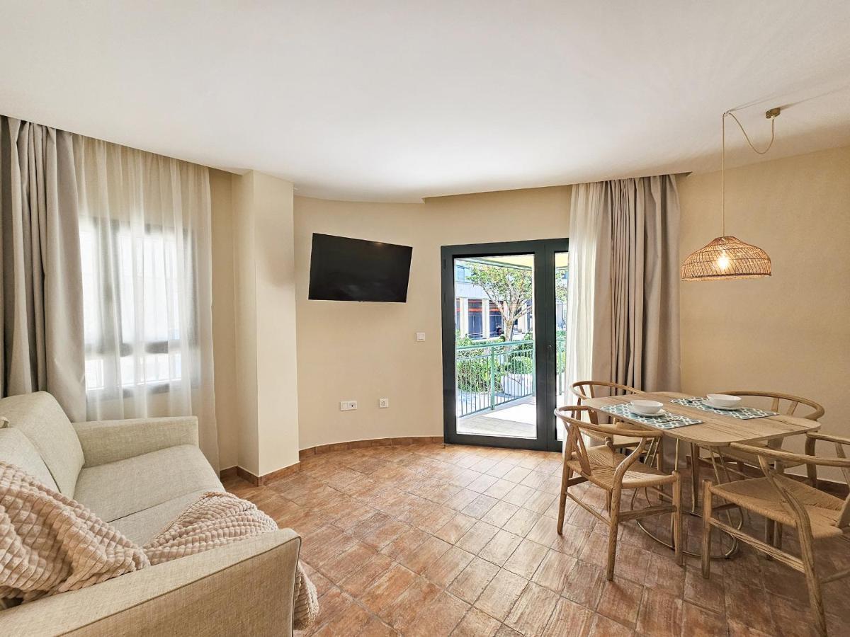 Apartamentos Las Ciencias Studio Y Valencia Exteriör bild