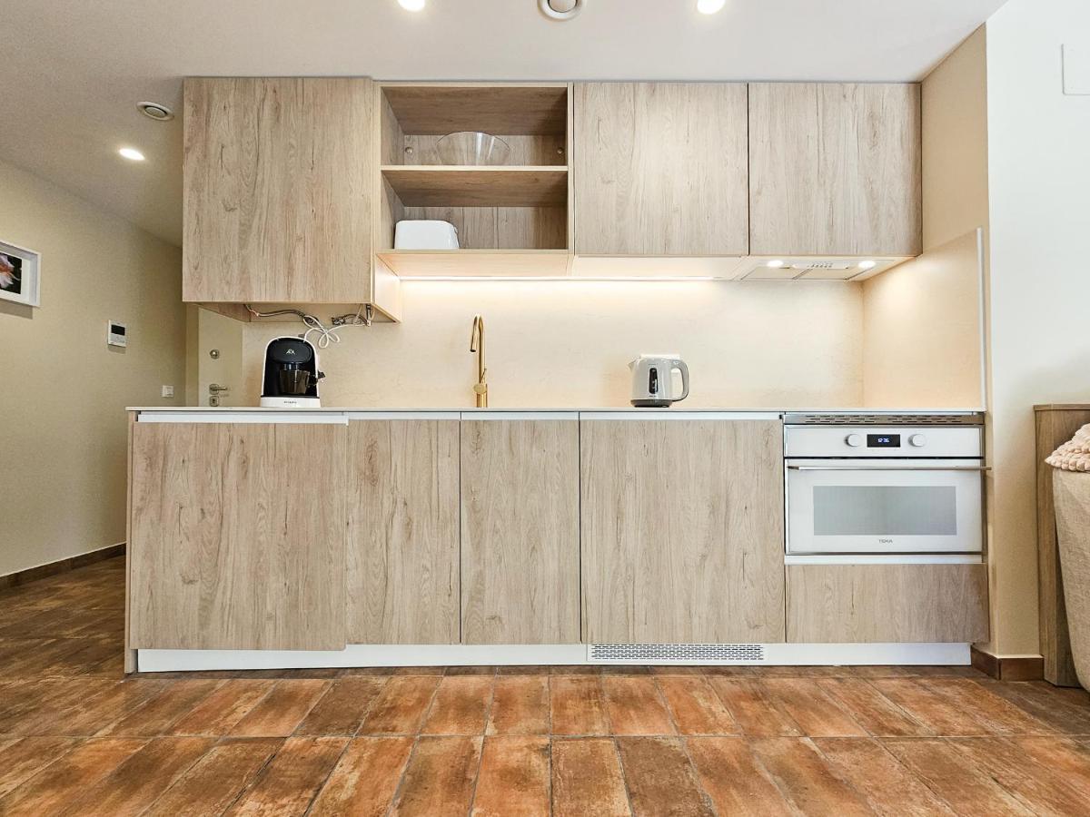 Apartamentos Las Ciencias Studio Y Valencia Exteriör bild