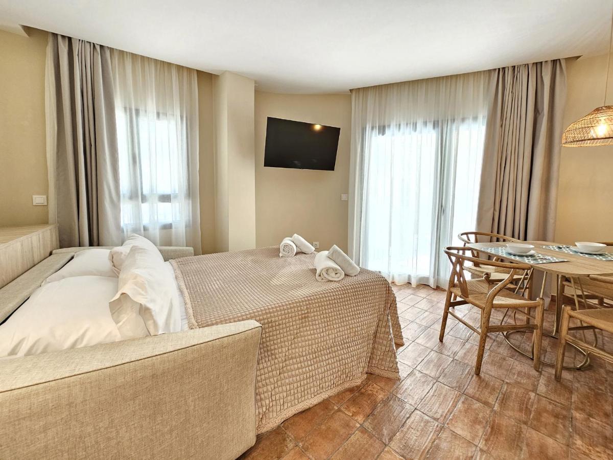 Apartamentos Las Ciencias Studio Y Valencia Exteriör bild